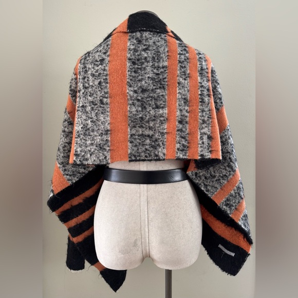 Cecchi e Cecchi Wool Scarf Orange and Black Stripes - Picture 3 of 16